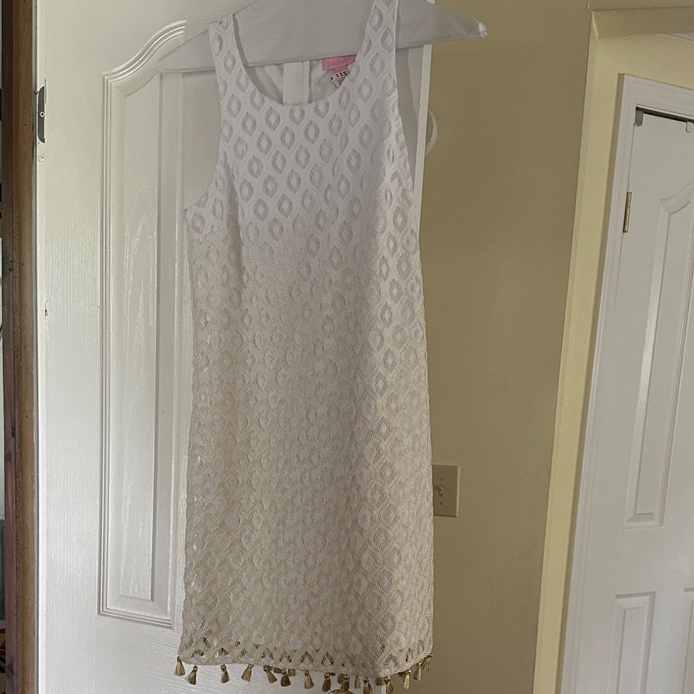 Lilly Pulitzer NWOT Elegent Gold and White Ombré Dress with Gold Tassels